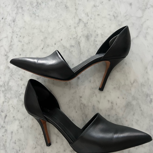 Vince Black Leather Claire D’Orsay Pumps, size 8 - Picture 3 of 7